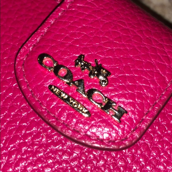 🌺NWOT: COACH WALLET/WRISLET🌺 - Picture 3 of 8